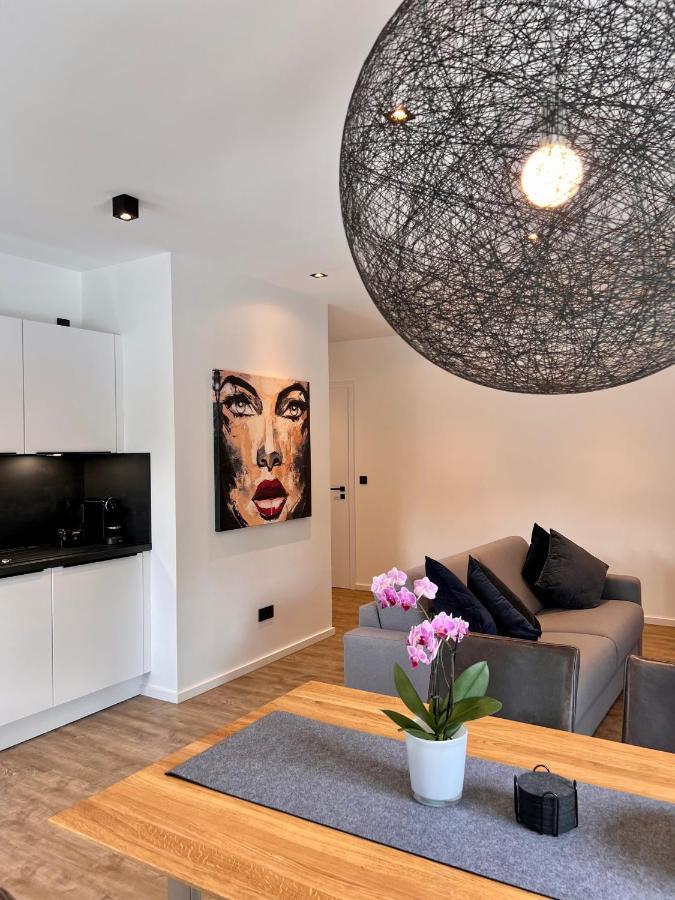 "Auslese 54" -Direkt Am Moselufer- Gaestezimmer & Ferienwohnung Трабен-Трарбах Экстерьер фото