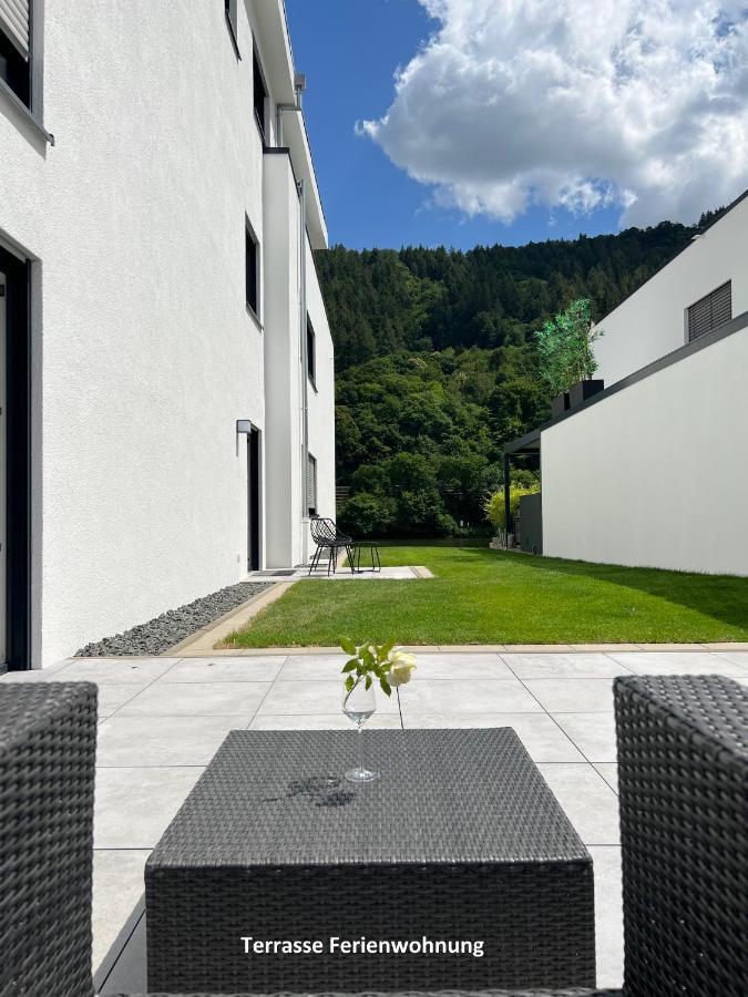 "Auslese 54" -Direkt Am Moselufer- Gaestezimmer & Ferienwohnung Трабен-Трарбах Экстерьер фото