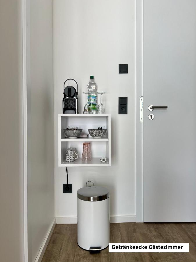 "Auslese 54" -Direkt Am Moselufer- Gaestezimmer & Ferienwohnung Трабен-Трарбах Экстерьер фото