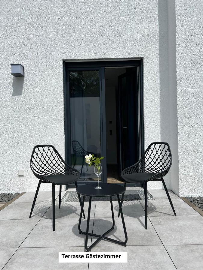 "Auslese 54" -Direkt Am Moselufer- Gaestezimmer & Ferienwohnung Трабен-Трарбах Экстерьер фото