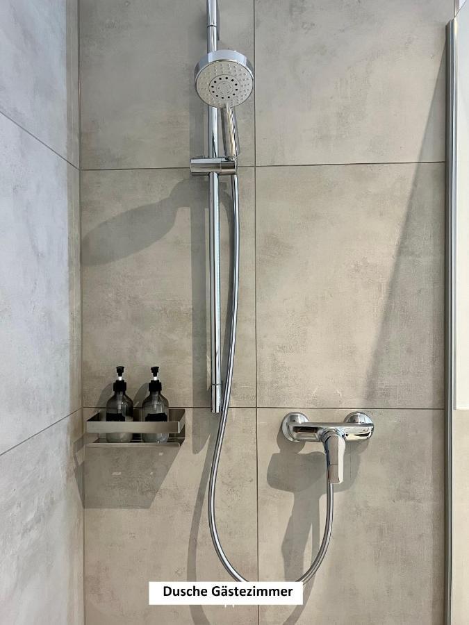 "Auslese 54" -Direkt Am Moselufer- Gaestezimmer & Ferienwohnung Трабен-Трарбах Экстерьер фото