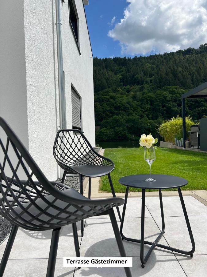"Auslese 54" -Direkt Am Moselufer- Gaestezimmer & Ferienwohnung Трабен-Трарбах Экстерьер фото